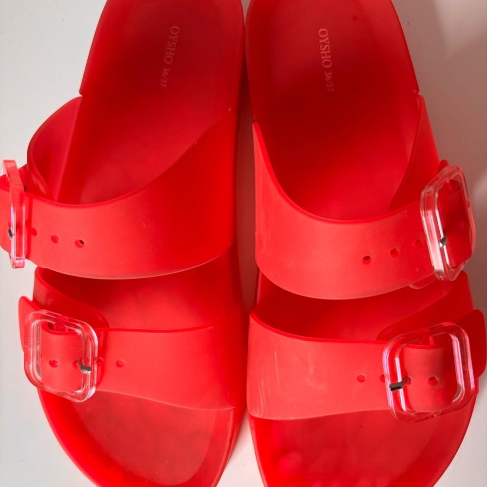 Oysho slides